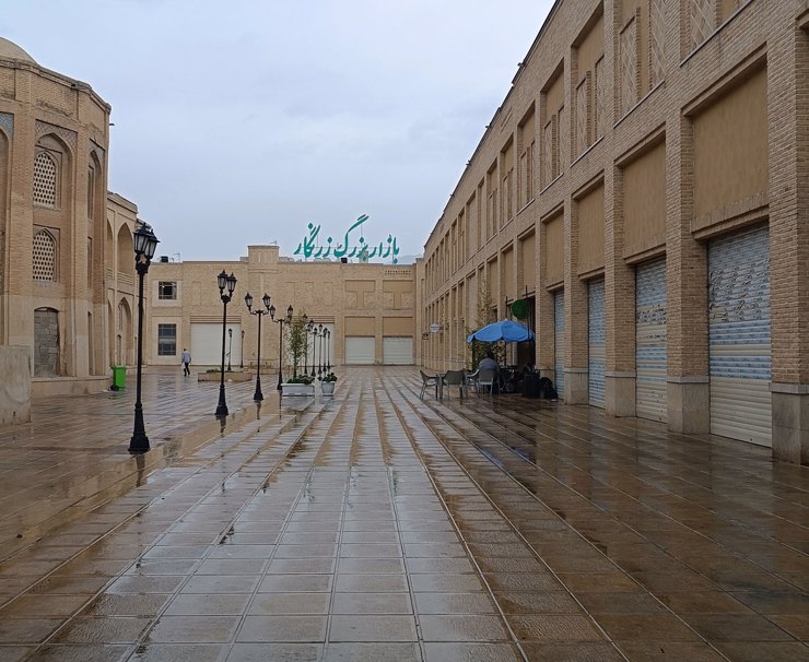 بازار بزرگ زرنگار